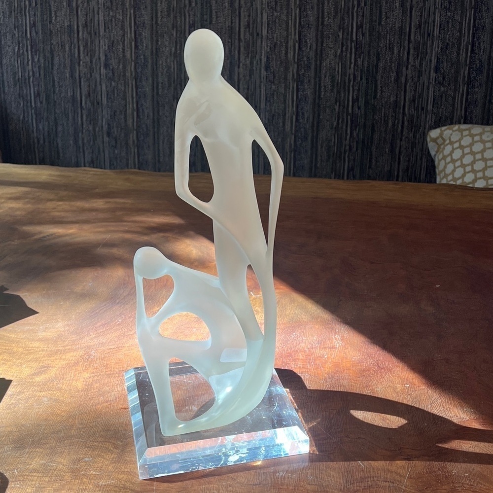 Crystallus Frosted Lucite Acrylic 14”Sculpture Two Figures Clear Base